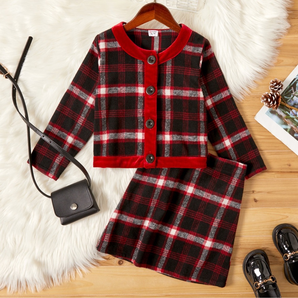 2 pieces plaid skirt set (Christmas colors )